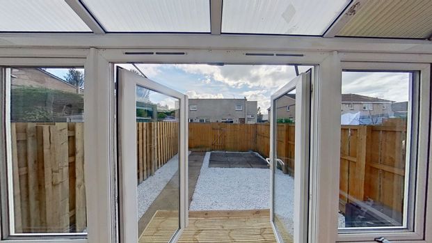 2 bedroom terraced house to rent - Photo 1