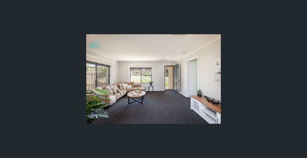 Newly Renovated in a Quiet Court Location! - Photo 1