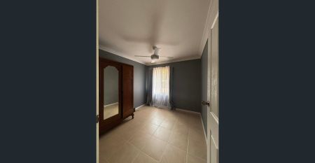 FAMILY HOME - Photo 5