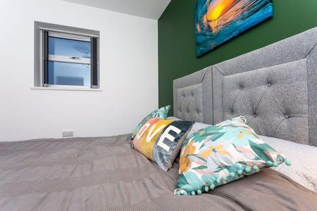 2 bedroom apartment to rent - Photo 3