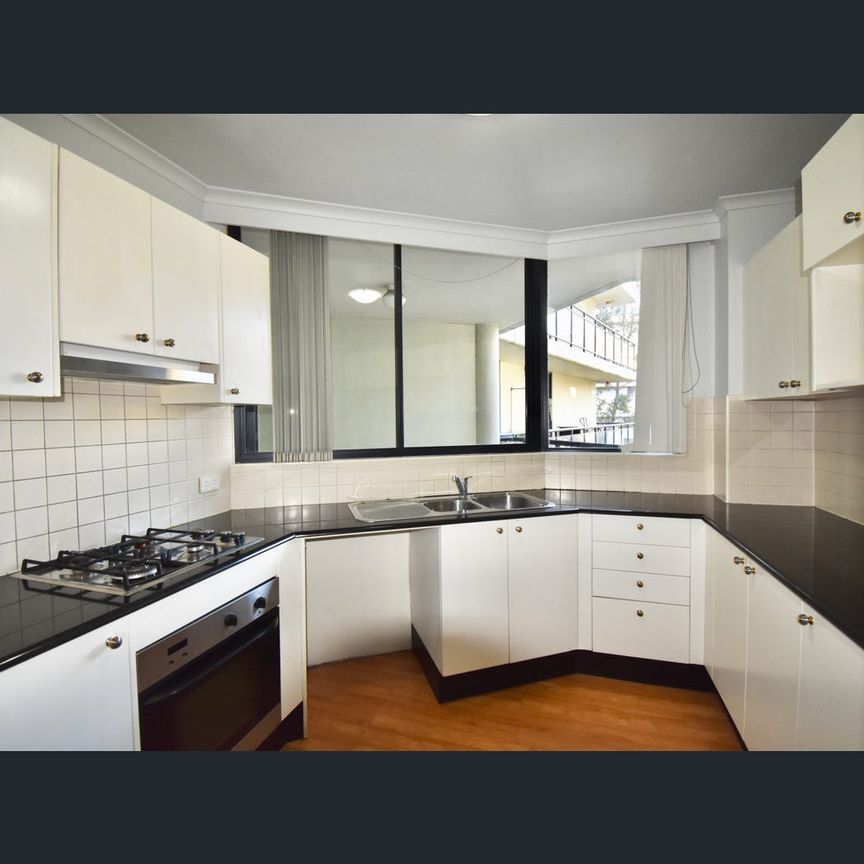 808/3 Keats Avenue, Rockdale, NSW 2216 - Photo 1