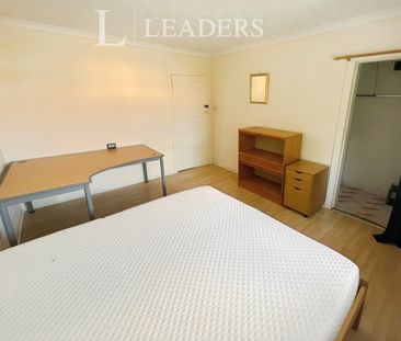 1 bedroom room to rent Wishford Avenue, Nottingham, NG7 - Photo 5