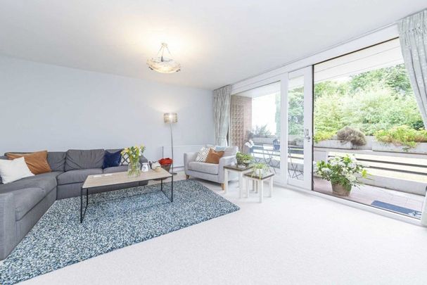 Southwood Park, Southwood Lawn Road, N6 - Photo 1