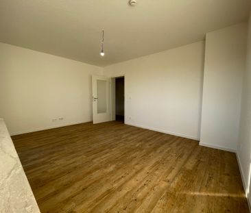 *Erstbezug nach Kernsanierung*Tageslichtbad*Balkon* - Foto 1