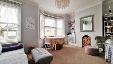 1 bedroom flat to rent - Photo 4