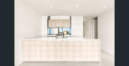 2-Bedroom Apartment in Prime North Sydney Location - Photo 4