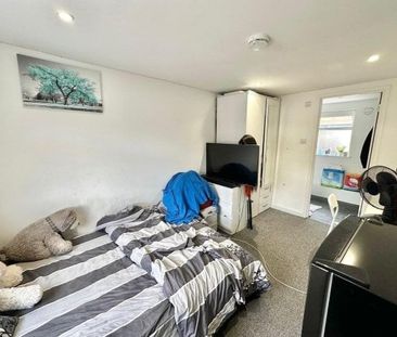 Warren Road, Winchester - Photo 4