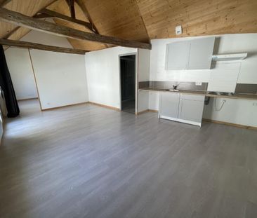 Location Appartement 2 pièces 46m² DESCARTES 37160 - Photo 4
