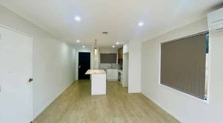 PAPAKURA, 3 BEDROOMS - Photo 5