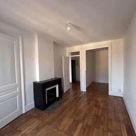 APPARTEMENT T1 A LOUER - VILLEURBANNE Tolstoi-Nord - 41.74 m2 - 531 € charges comprises par mois - Photo 3