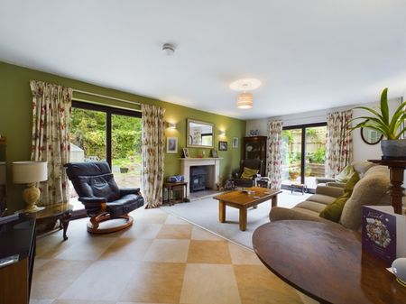 Riverside Close, Charlton Kings, Cheltenham, GL52 - Photo 4