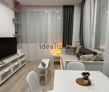 Alquiler de piso en Calle Decano Agustín Moreno, 3 - Photo 5