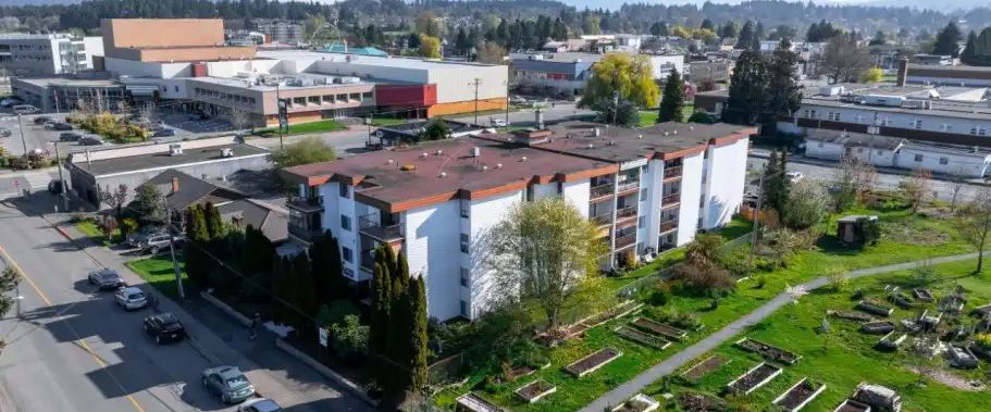 Mainstreet Duncan Apartments | 5801 Alderlea Street, Duncan - Photo 1