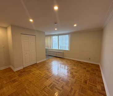 For Lease - 180 Vaughan Road Unit# 403, Toronto, Ontario - Photo 6