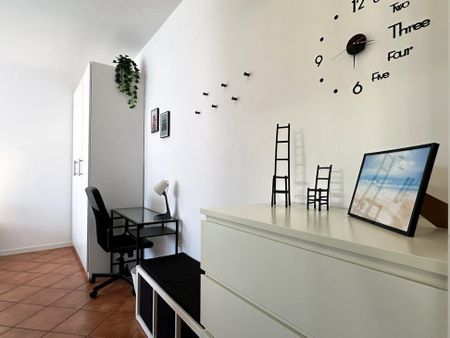 Via Alberto Lupo, Rome, Lazio 00173 - Photo 5