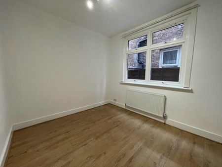 2 bedroom maisonette to rent - Photo 3