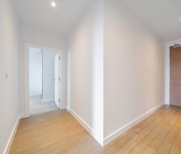 Flat to rent - 30 River Garden Walk, London, SE10 - Photo 3