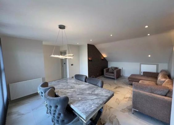 2 Bed Flat, Lyford Road, SW18 - Photo 1