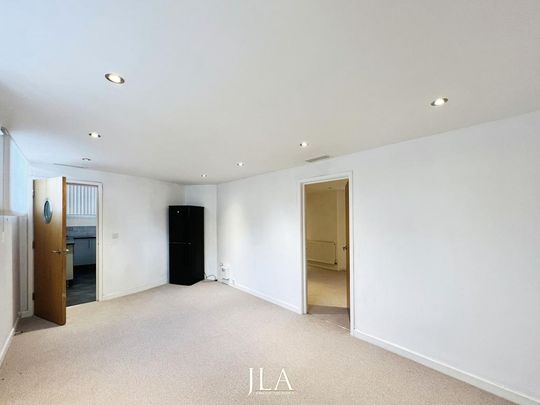 2 bedroom detached house to rent - Photo 1