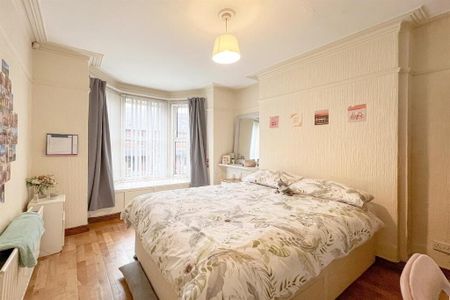 7 Strandview Street, Belfast, BT9 5FF - Photo 4