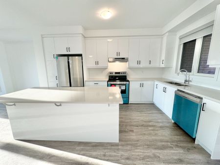 For Lease - 3125 DUGGAN Trail, Oakville, Ontario - Photo 5