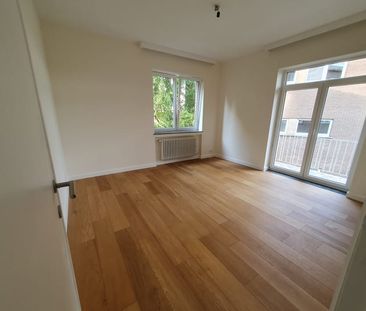 Appartement te huur - Foto 2