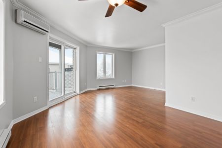 472 Rue Valois, #6 - Photo 5