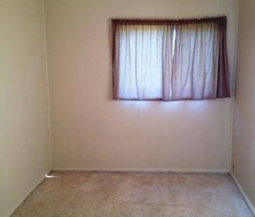 COSY HOME IN QUIET STREET!!! - Photo 1