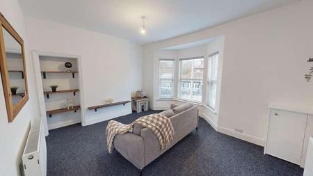 Flat A, Chanterlands Avenue, HU5 - Photo 4