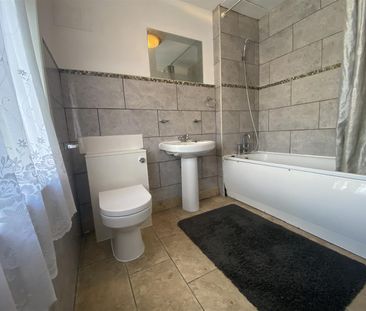 House share to rent in Whitchurch Lane, Edgware, HA8 - Photo 5