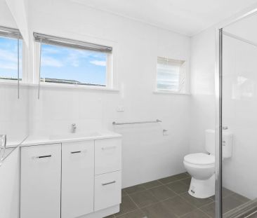 Cosy, one-bedroom unit in Wooloowin - Photo 2