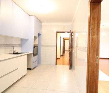 Arrendamento Apartamento T2+1 - S. Vicente (Volvo) - Photo 6