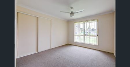 Cozy Family Home - Photo 5