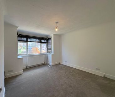 Frimley Road, Camberley, Surrey, GU15 - Photo 3