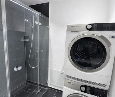 Exklusive 2.5-Zimmer-Wohnung mit Rheinblick - Photo 5