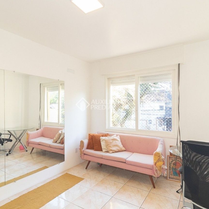 Apartamento com 1 quarto e 40m² para alugar em Cidade Baixa, Porto Alegre. - Photo 1
