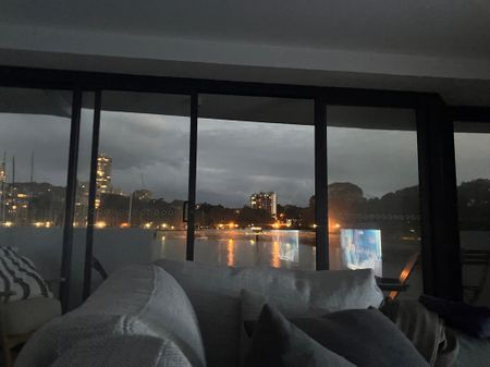 Elizabeth Bay - Photo 5