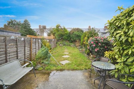 3 bedroom house to rent - Photo 3