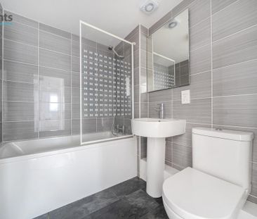 2 bedroom flat to rent - Photo 6