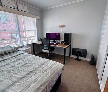 Refreshed & Ready For New Tenants! - Photo 5
