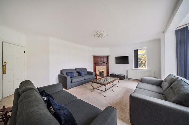 4 bedroom detached house to rent - Photo 1