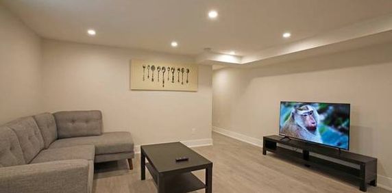 2-bedroom unit for rent - Photo 2