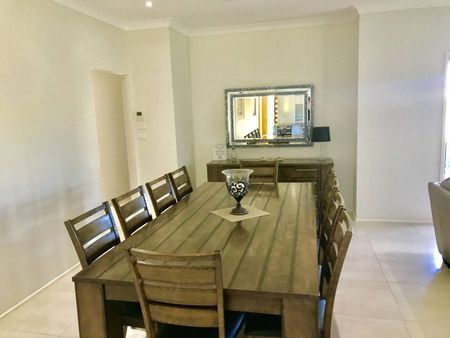 COASTAL EXCELLENCE IN BAYSWOOD- Fully Furnished - Photo 5