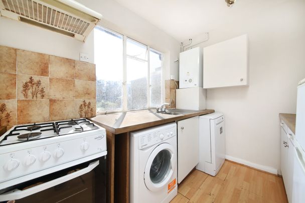 Bromfelde Road, London, SW4 - Photo 1