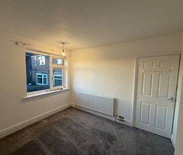 3 Bed Semi-Detached House, Skelwith Close, S4 - Photo 4