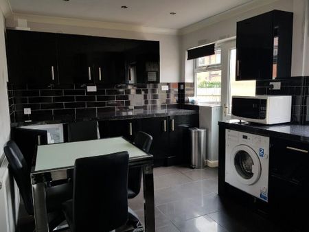 2 bedroom house share to rent - Photo 5