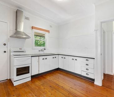 9 Henry Street, Guildford NSW 2161 - House For Rent | Domain - Photo 2