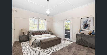 Charming and Completely Renovated Townhouse in a Sought-After Location - Photo 5