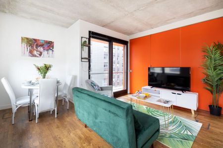 1 bedroom serviced apartment to rent - Photo 2