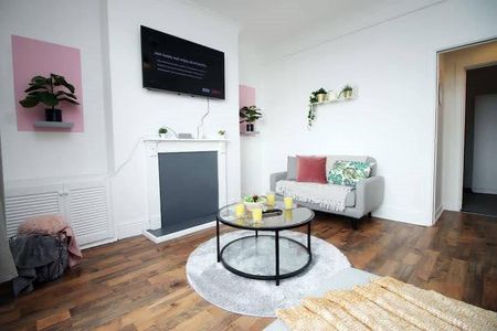 4 bedroom house to rent - Photo 3